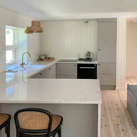 A Soulful Summer House Near Hornbaek Semesterbostad Dronningmølle