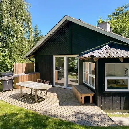 Semesterbostad A Soulful Summer House Near Hornbaek