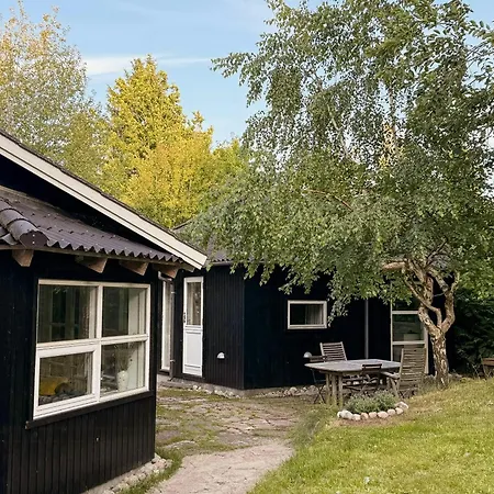 A Soulful Summer House Near Hornbaek Semesterbostad Dronningmølle