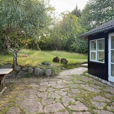 A Soulful Summer House Near Hornbaek Semesterbostad *