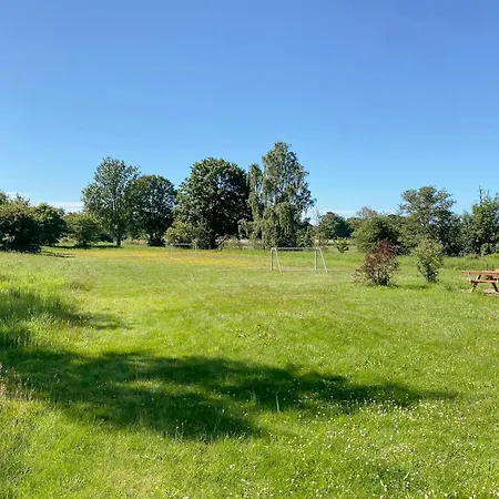 A Soulful Summer House Near Hornbaek Semesterbostad